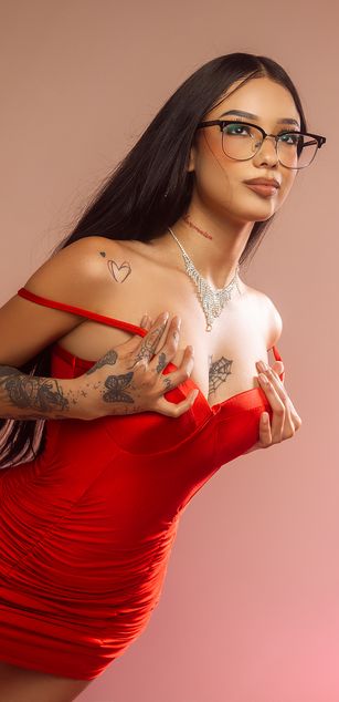 Model - Cata Stones deepthroat