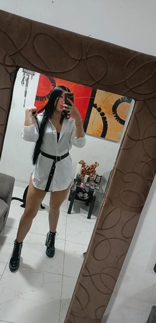 Model - Lina Coopers Taboo