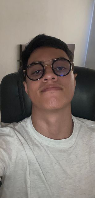 Model - Jossie Steban Pizo bigcock