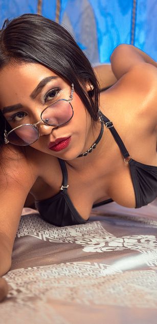 Model - LucyLeah JOI