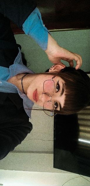 Model - Alynn_Bri feet