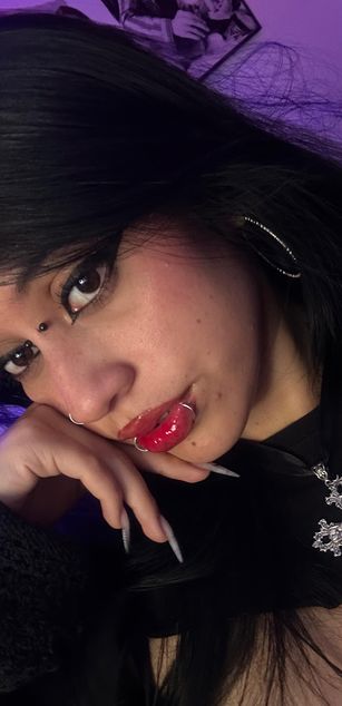 Model - Katzze girlfriend