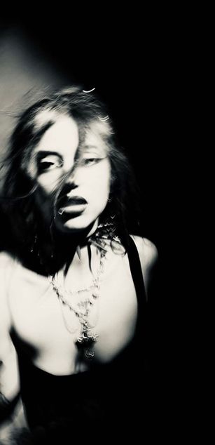 Model - Katzze girlfriend