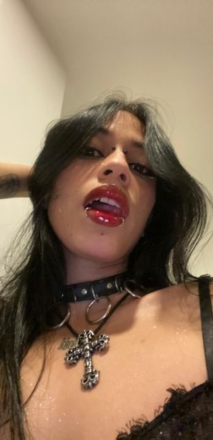 Model - Katzze girlfriend