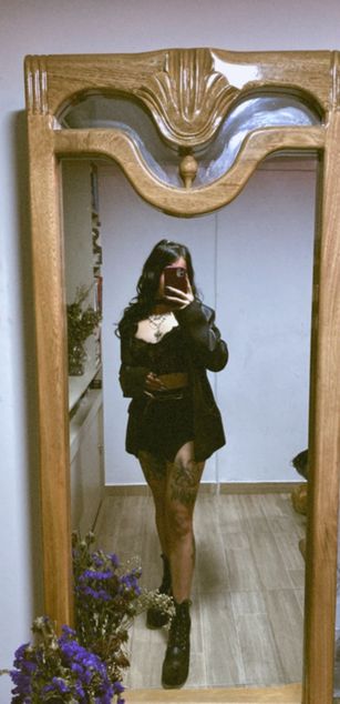 Model - Katzze girlfriend