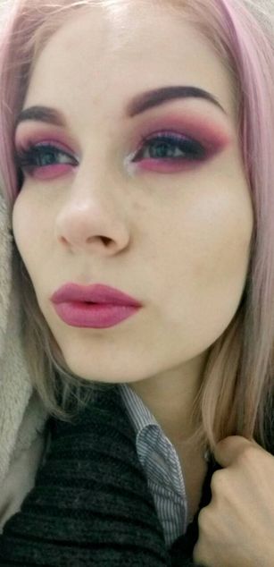 Model - AnastasiyaWhite fun