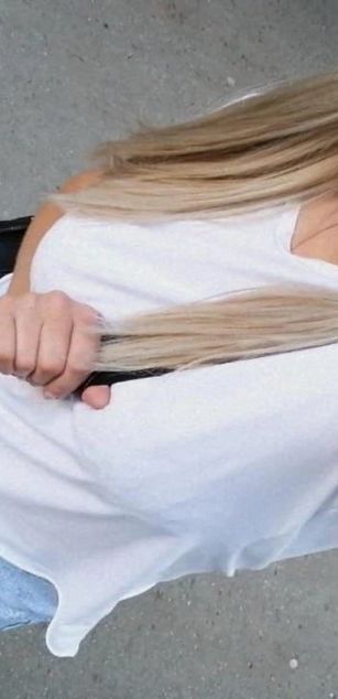 Model - Eva_Blondy_ Funny