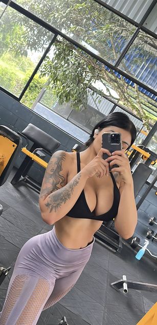 Model - Sophia Karson blowjob