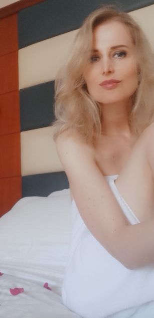 Model - TashaNiksy sexy