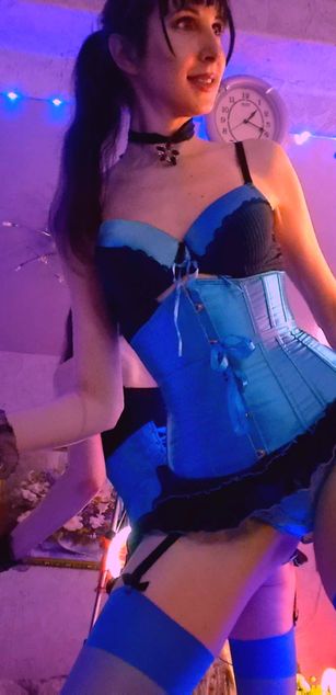 Model - LongLegsHere dirtytalk