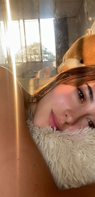 Model - Mia Jacson deepthroat