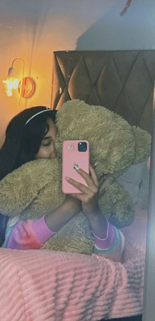 Model - Mia Jacson deepthroat