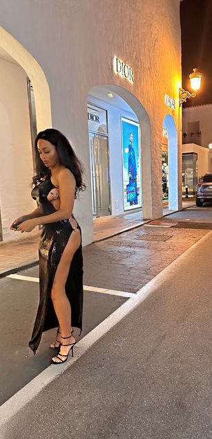 Model - Lana Banana bigtits