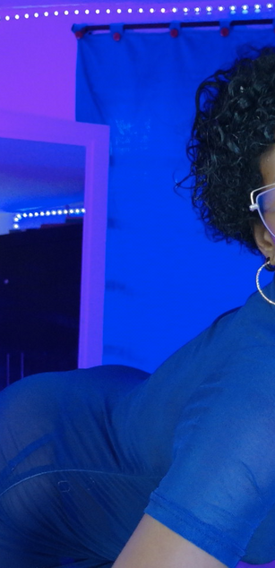 Model - I am Sel striptease