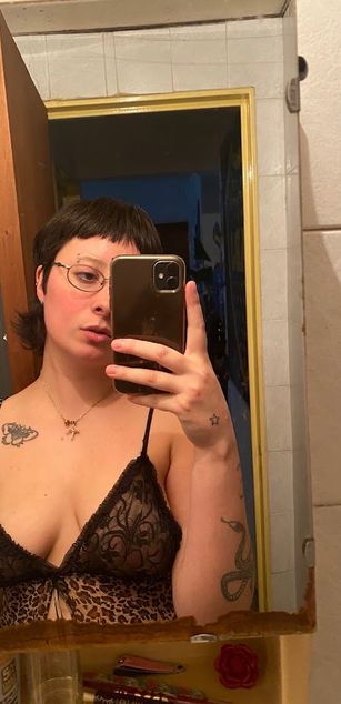 Model - VERSATILE ANGEL dirtytalk