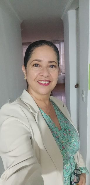 Model - AdeleSmithh ass