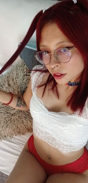 Model - VioletBrook blowjob