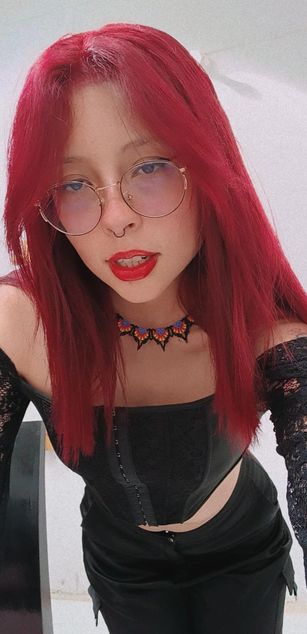 Model - VioletBrook blowjob