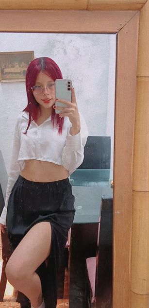 Model - VioletBrook blowjob