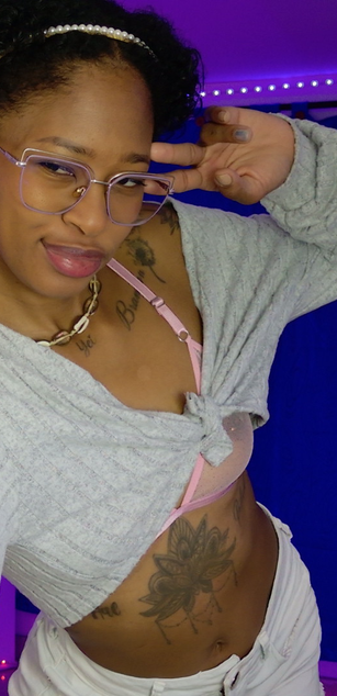 Model - I am Sel striptease