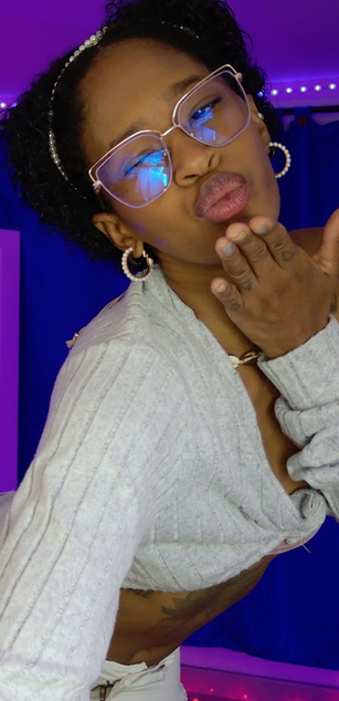 Model - I am Sel striptease