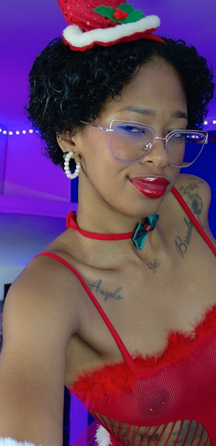 Model - I am Sel striptease