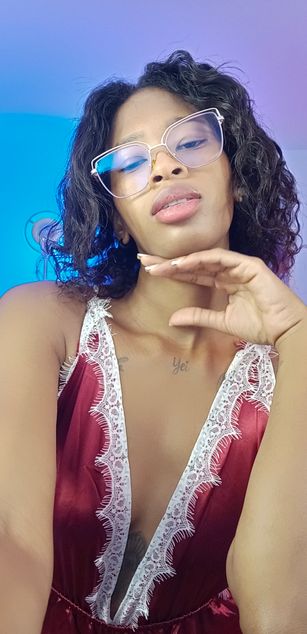 Model - I am Sel striptease