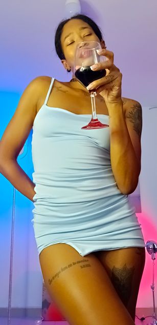 Model - I am Sel striptease