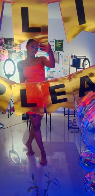 Model - I am Sel striptease