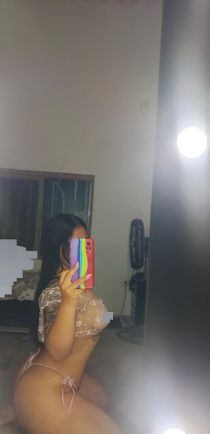 Model - MayaBrown deepthroat