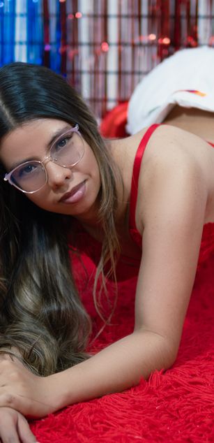 Model - Vahiolet_smith ass