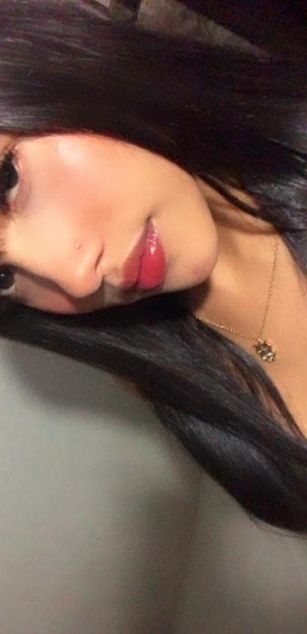 Model - Lexxi Monroe deepthroat