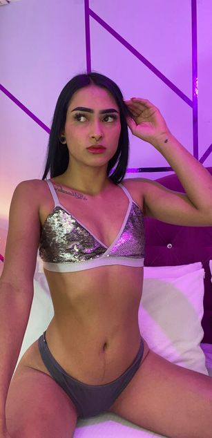 Model - Elisa Peters roleplay