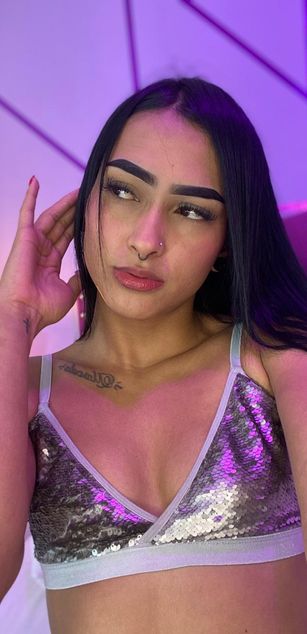 Model - Elisa Peters roleplay