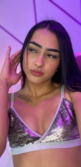 Model - Elisa Peters roleplay