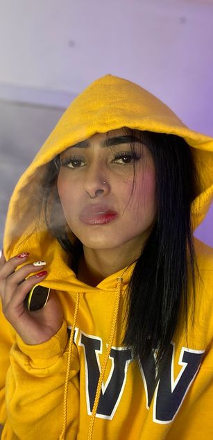 Model - Elisa Peters roleplay