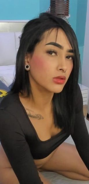 Model - Elisa Peters roleplay