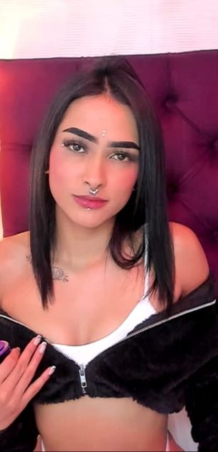 Model - Elisa Peters roleplay