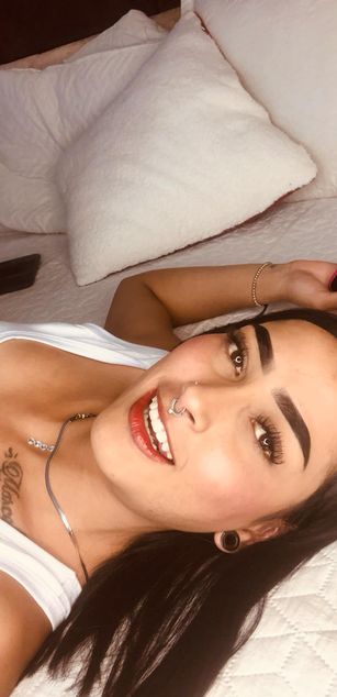 Model - Elisa Peters roleplay