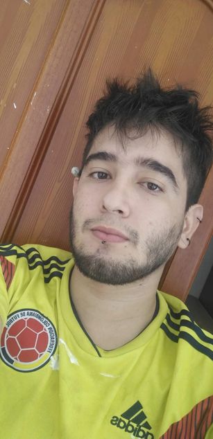 Model - Marc Carter masturbation