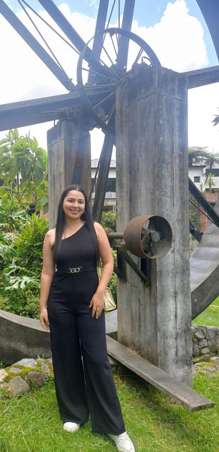 Model - Iris Moira blowjob