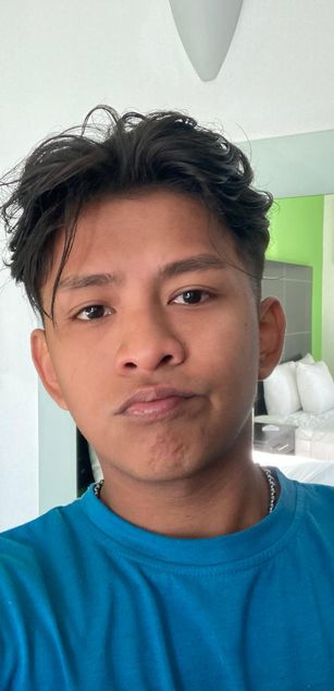 Model - Latwink feet