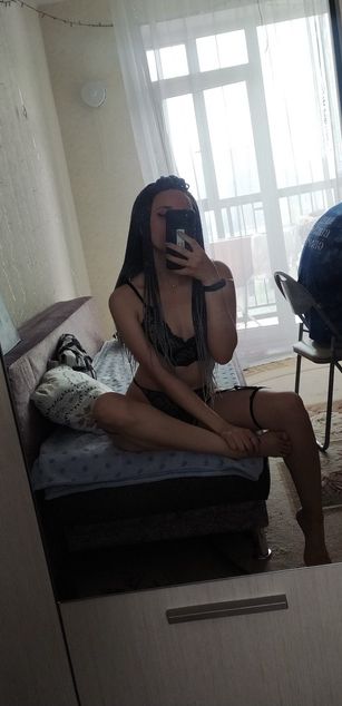 Model - lis_flo dirtytalk