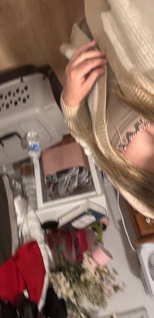 Model - Ivyannie milf