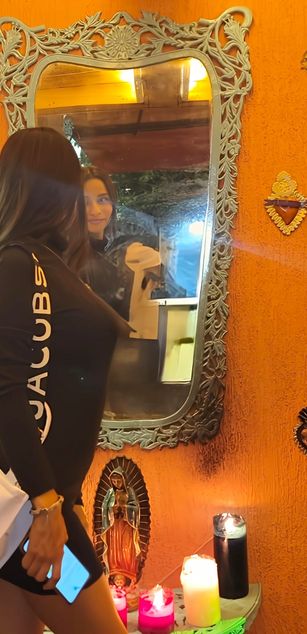 Model - Valen Hops deepthroat