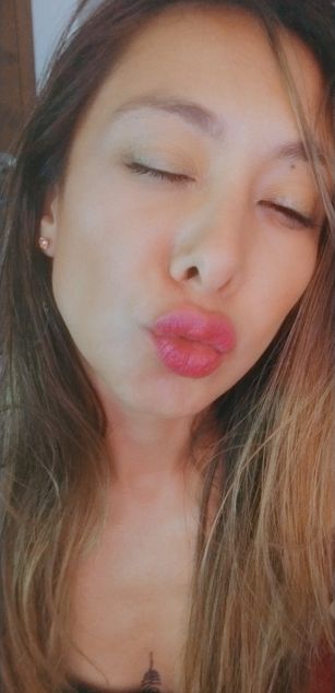 Model - Sarah_hard ass