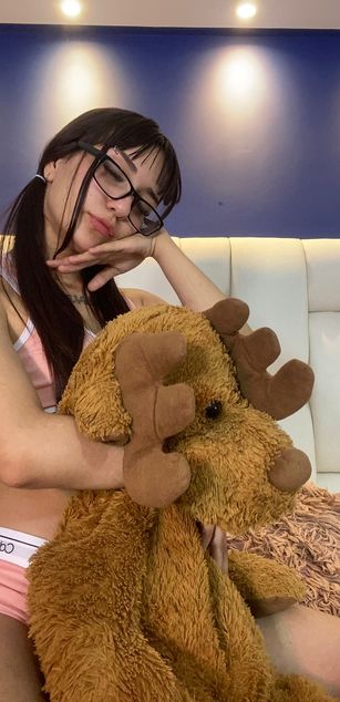 Model - LilithStars dirtytalk