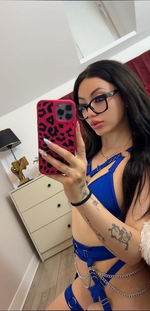 Model - LisaRae fetish