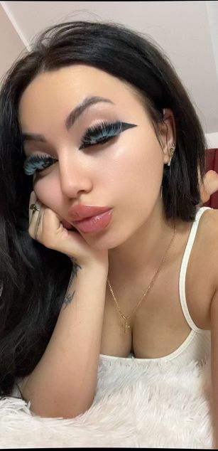 Model - LisaRae fetish