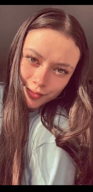 Model - rouse foster bigtits